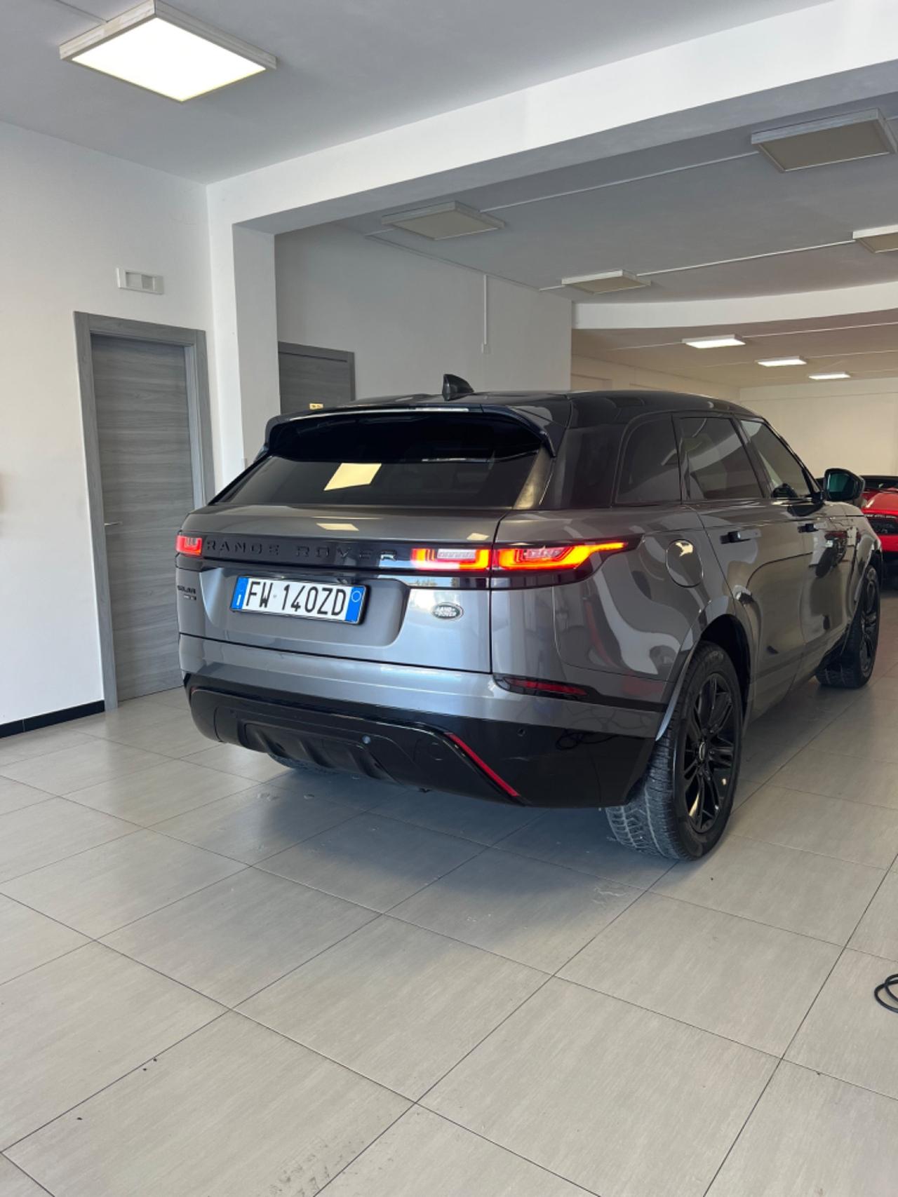 Land Rover Range Rover Velar 2.0D I4 240 CV R-Dynamic S