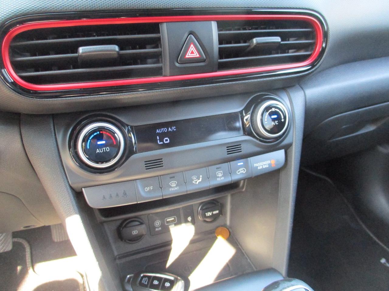 Hyundai Kona 1.0 t-gdi Xpossible 2wd 120cv my18 CarPlay/Frenata