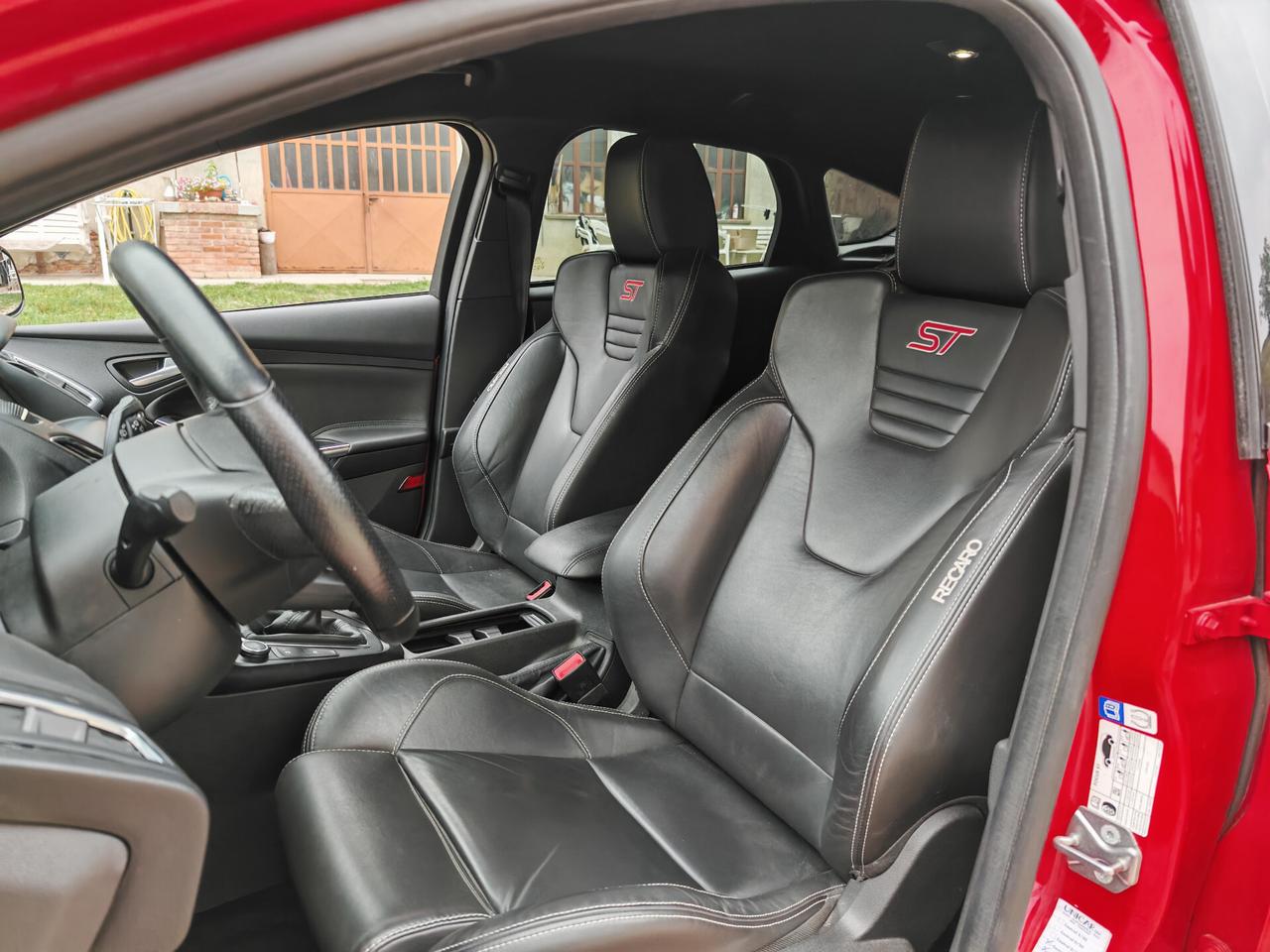 Ford Focus 2.0 EcoBoost 250 CV ST3