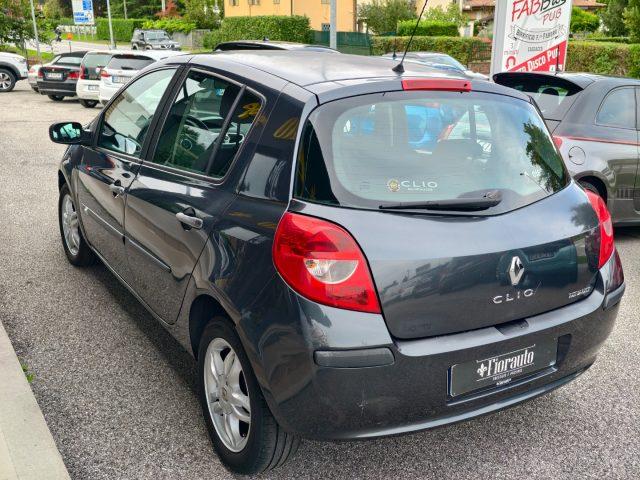 RENAULT Clio 1.2 16V 5 porte Confort X COMMERCIANTI