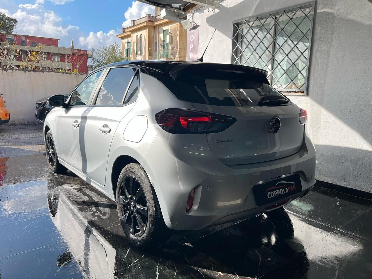 Opel Corsa 1.2 Design & Tech