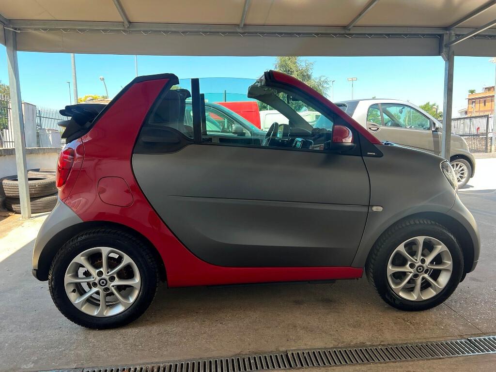 Smart Fortwo Gray Matt - Cabrio* - Super Full!