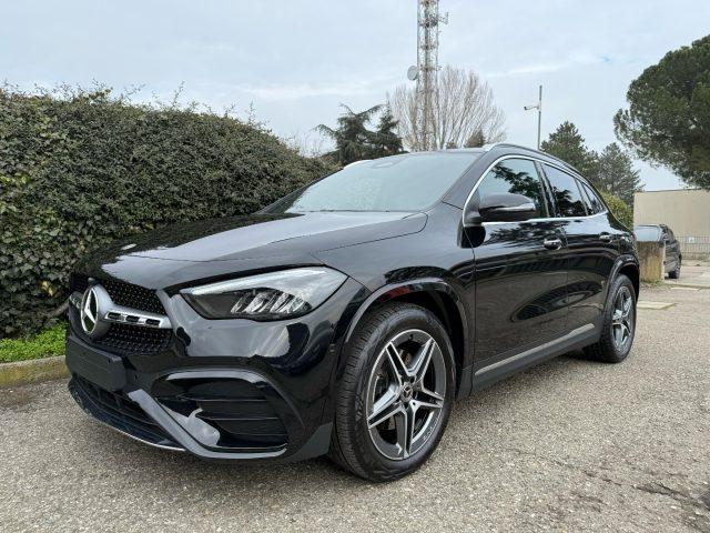 MERCEDES-BENZ GLA 200 d Automatic AMG Line Premium NAVI - LED - 19