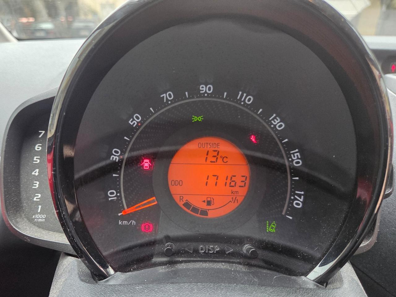 Toyota Aygo Connect 1.0 VVT-i 72 CV 5 porte X-Cool