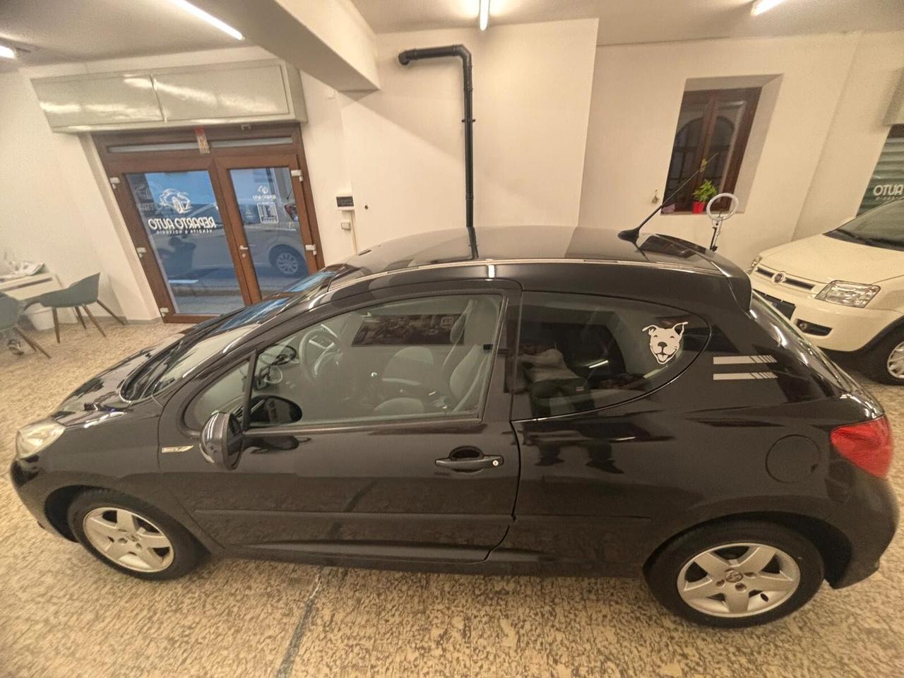 Peugeot 207 1.4 3p. Energie Sport