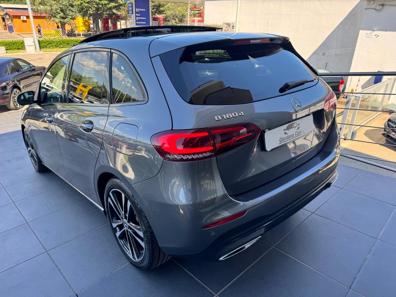 Mercedes-benz B 180 d Automatic Premium open edition