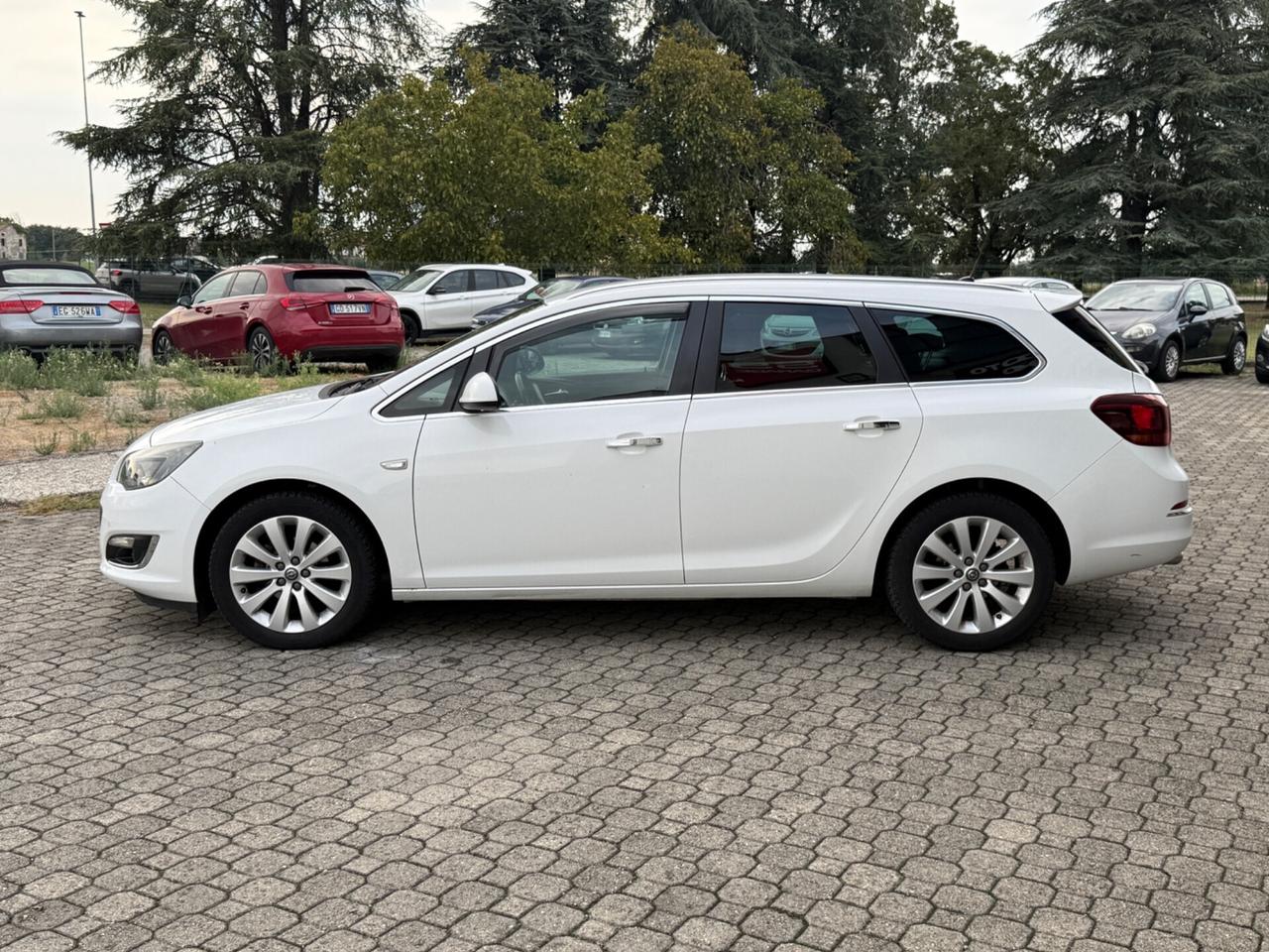 Opel Astra 1.4 Turbo 140CV Sports Tourer GPL Tech Cosmo