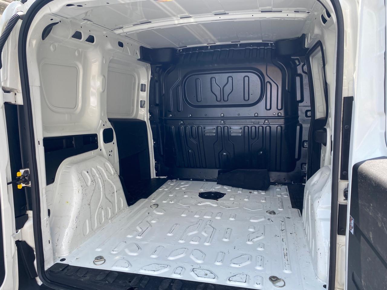 Fiat Doblo Doblò 1.6 MJT 105CV S&S PC-TN Cargo Business