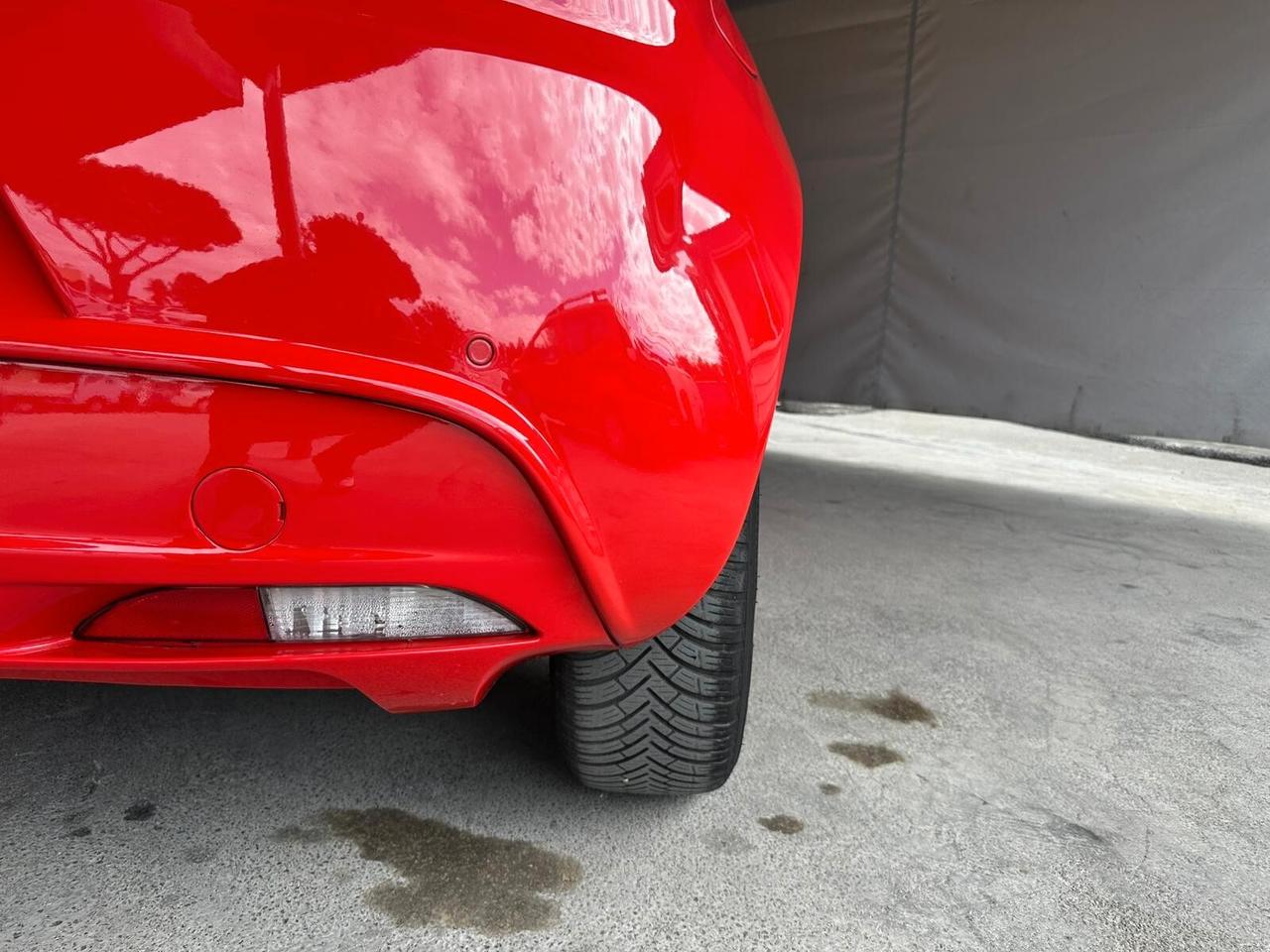 Alfa Romeo MiTo 1.6 JTDm 16V Distinctive Sport Pack