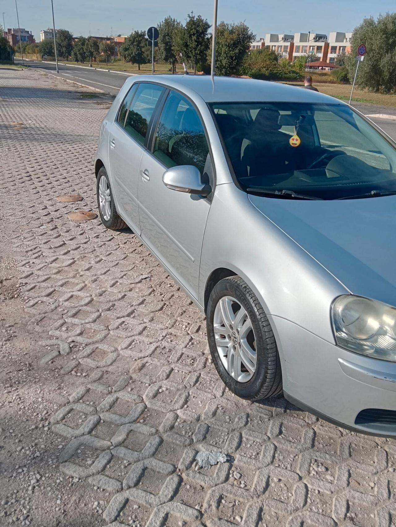 Volkswagen Golf 1.6 5p. Comfortline