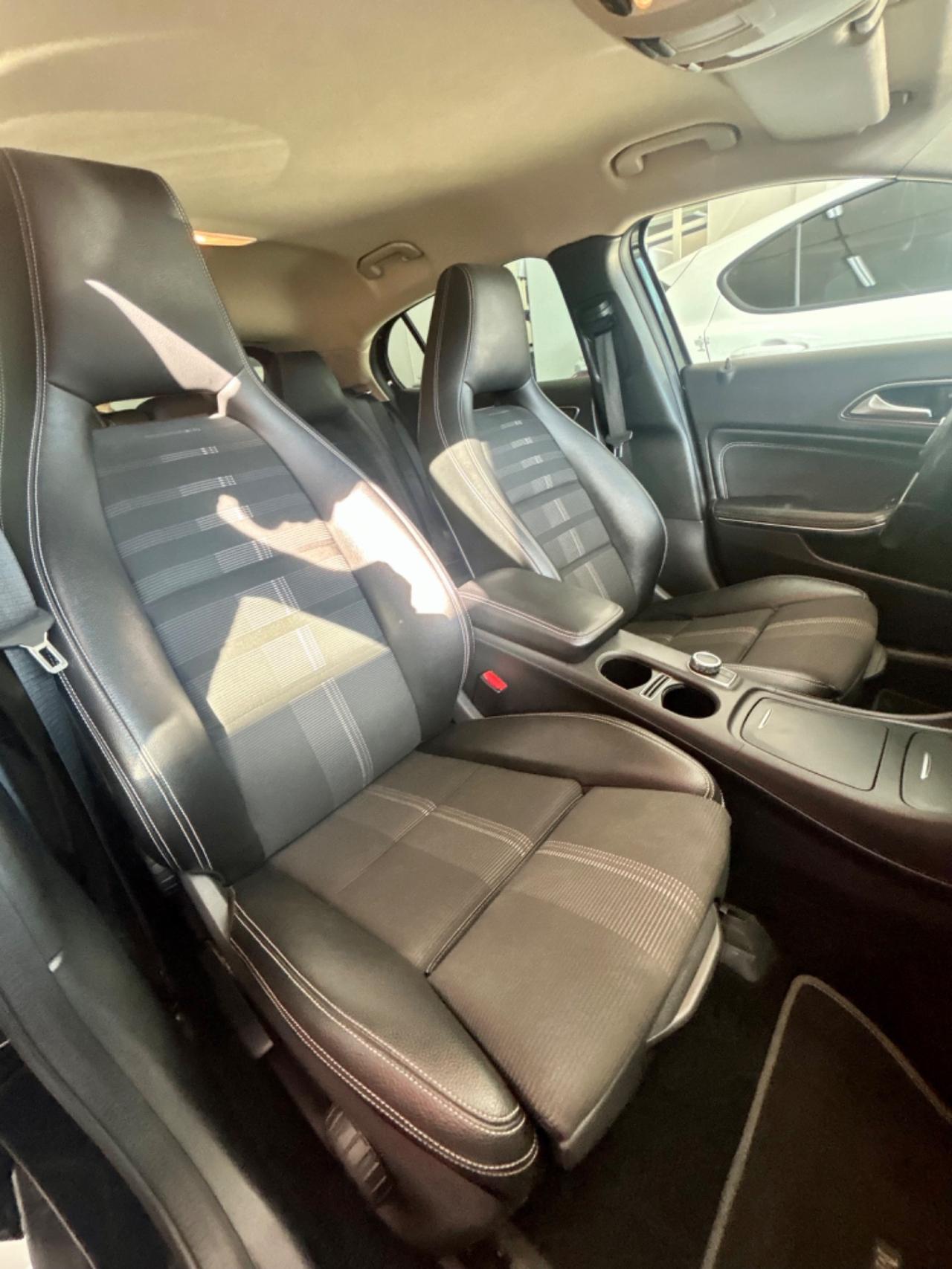 Mercedes-benz GLA 200 d Sport FINANZIABILE
