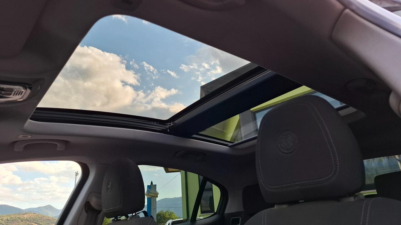 Alfa Romeo Stelvio 2.2 Turbodiesel 190 CV AT8 Q4 Executive -TETTO APRIBILE-CERCHI DA 19