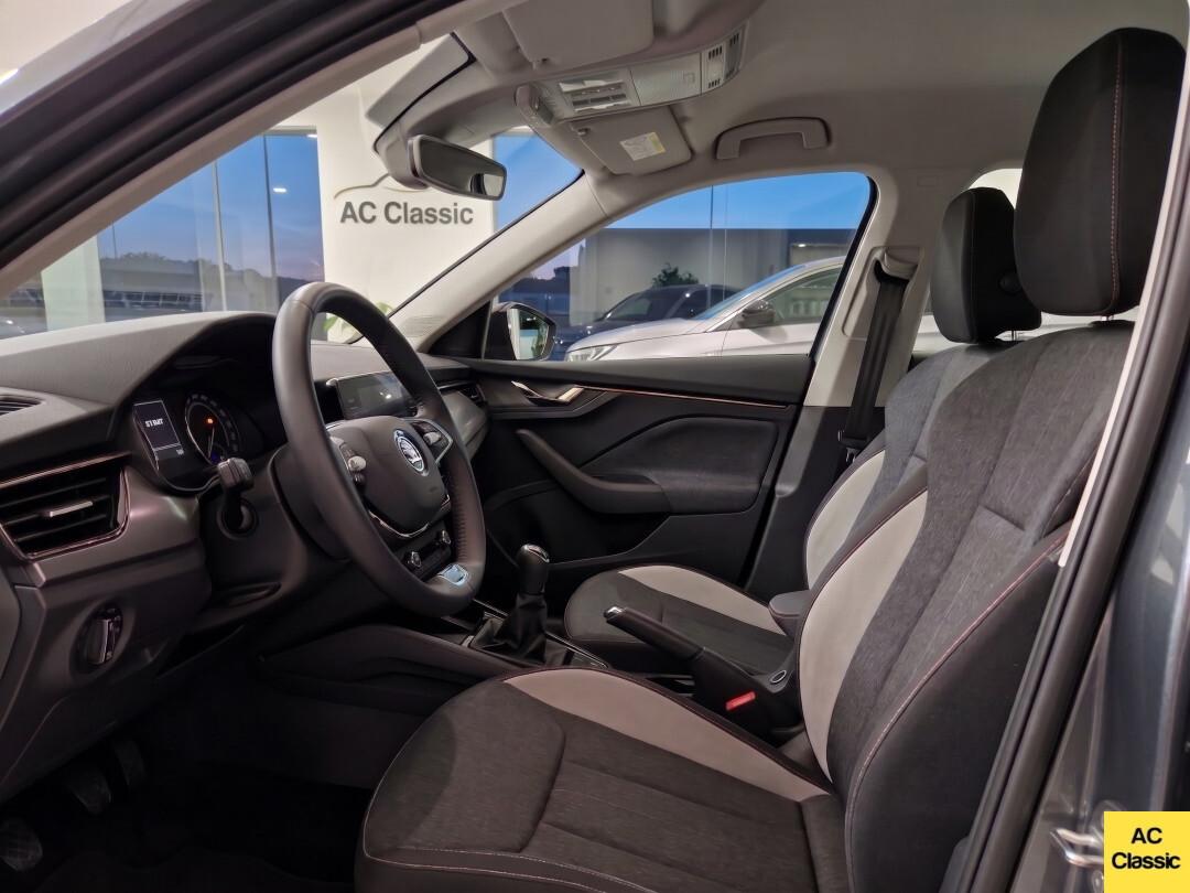 Skoda Kamiq Black Dots 1.0 TSI (110 cv)