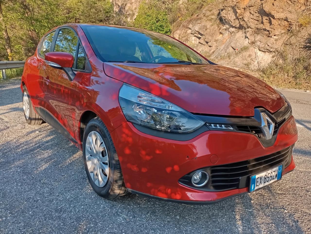 Renault Clio 1.2 AUTHENTIQUE
