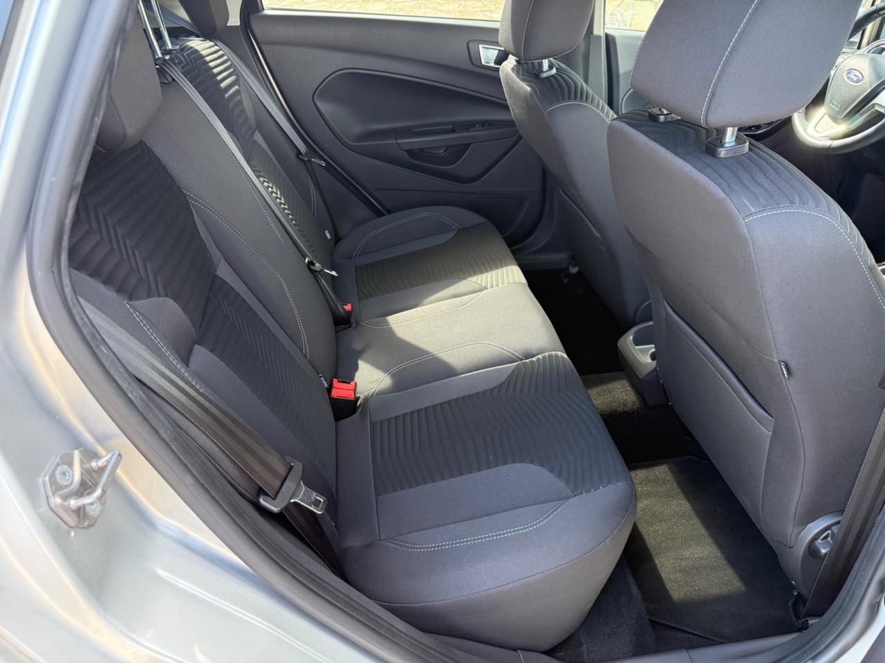 Ford Fiesta 1.5 TDCi 75CV 5 porte Titanium