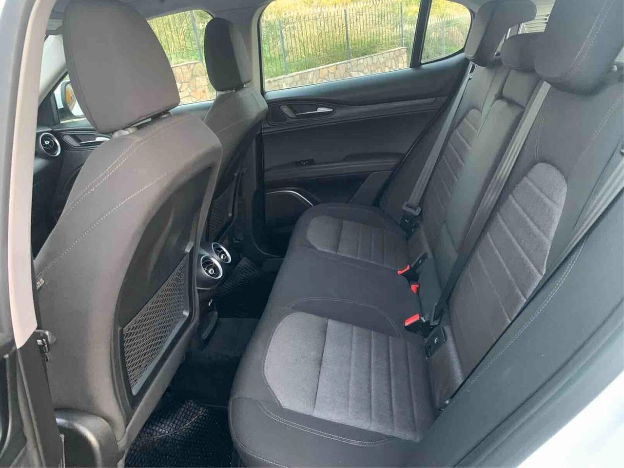 Alfa Romeo Stelvio 2.2 Turbodiesel 180 CV Q4