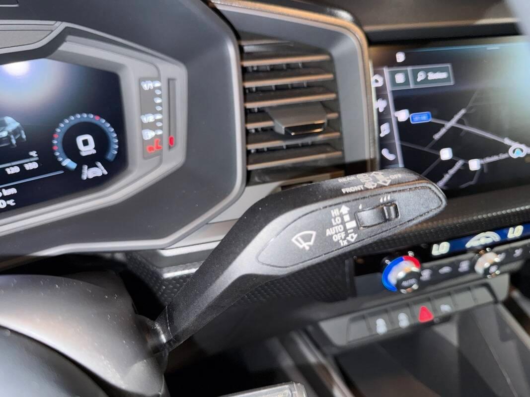 Audi A1 25 1.0 tfsi Con VIRTUAL COCKPIT