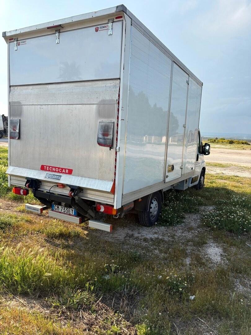 Opel Movano 2200 cc Diesel 103 kW