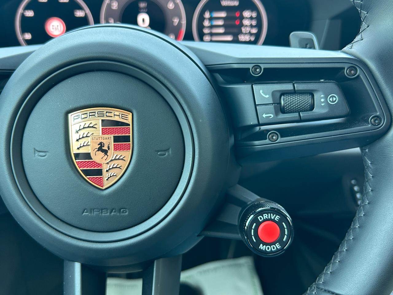 Porsche 992 911 (992.2) Coupe 3.6 GTS 540cv auto KM 0