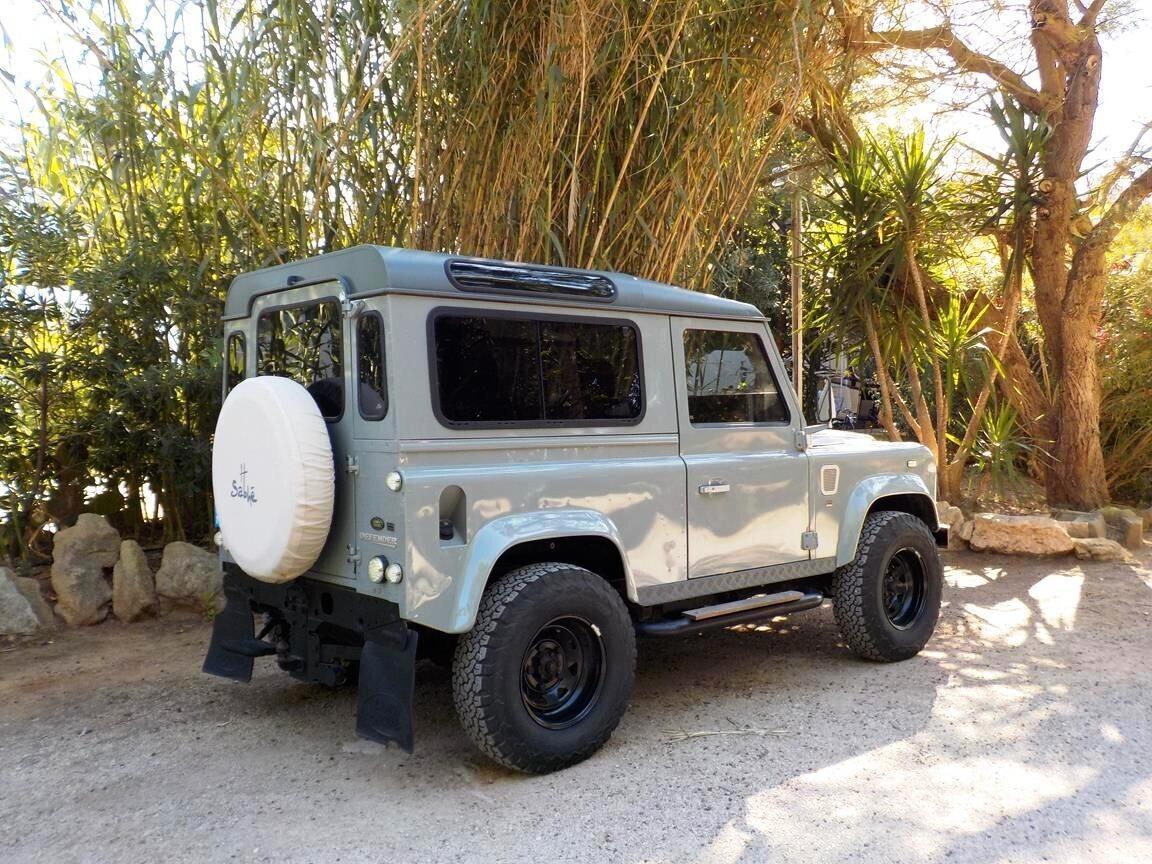 Land Rover Defender 90 2.5 Td5 Station Wagon SE
