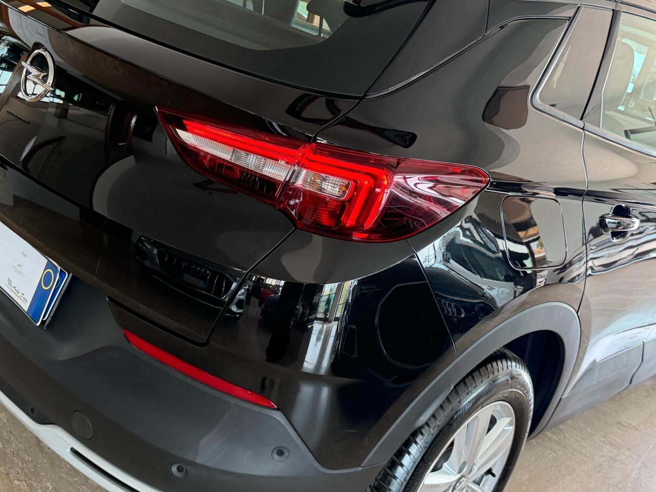 Opel Grandland 1.5 DIESEL 130 cv. Eat8 ELEGANCE (Nav)