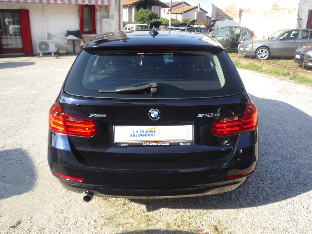 Bmw 318 318d xDrive Luxury touring 143cv