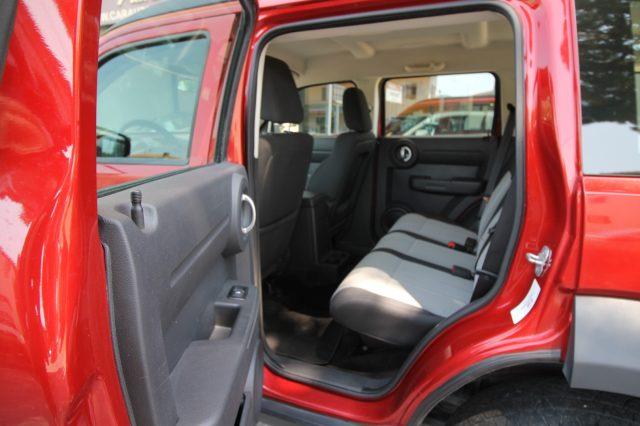 DODGE Nitro 2.8 CRD DPF 4WD GANCIOTRAINO