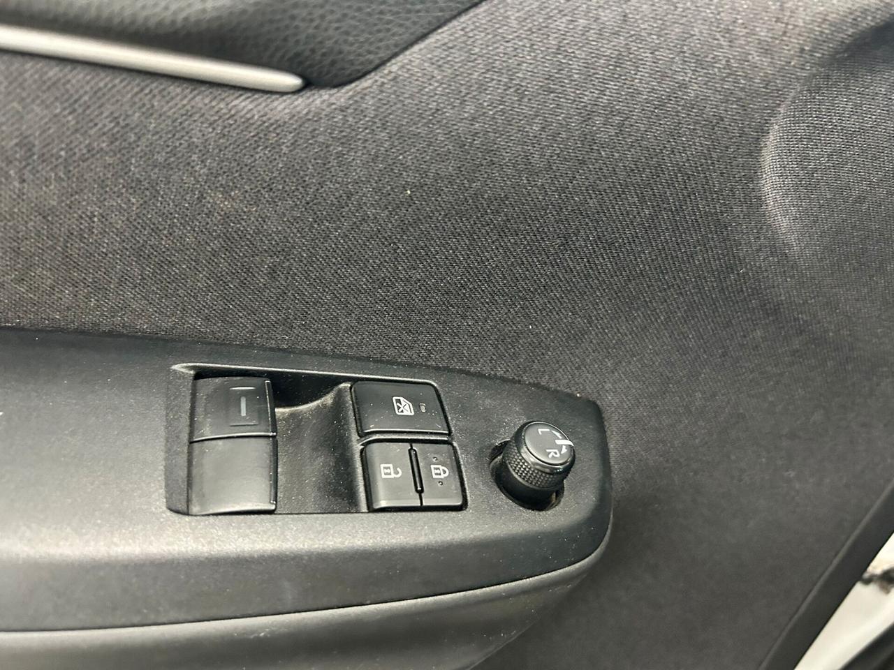 Toyota Yaris 1.0B Trend x neopatentati 2023