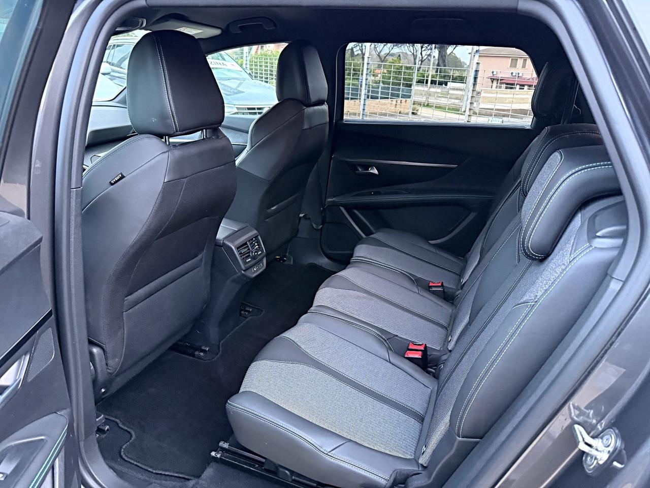 Peugeot 5008 BlueHDi 130 S&S EAT8 GT Garanzia 12 Mesi