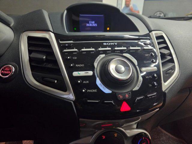 FORD Fiesta 1.4 TDCi 70CV 5 porte Titanium