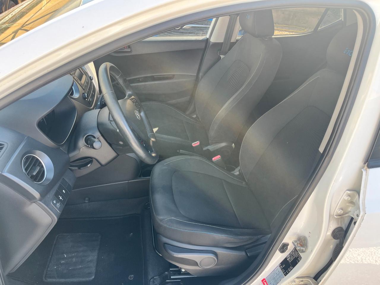 Hyundai i10 1.0 BENZINA 5 PORTE KM CERTIFICATI 2016