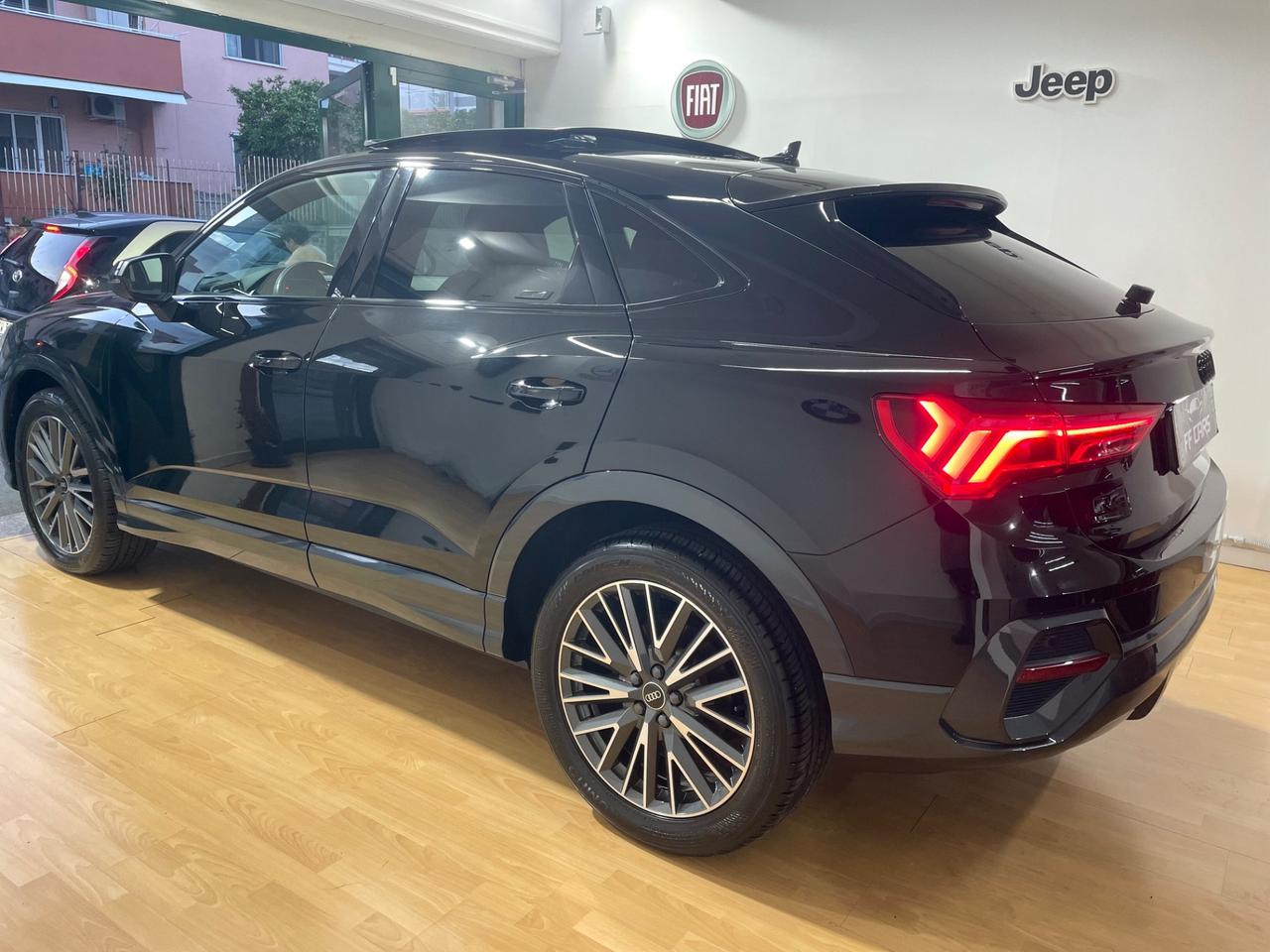 Audi Q3 SPB 35 TDI S tronic line edition tetto apribile 57000 km