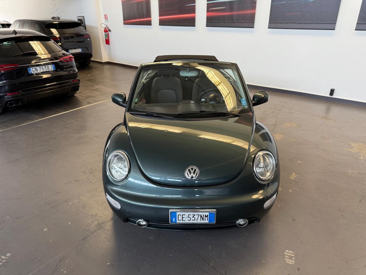 Volkswagen New Beetle 1.6 Cabrio