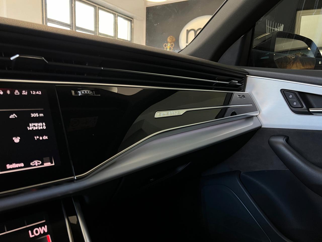 Audi Q8 45 TDI S LINE TETTO-FULL-BLACK