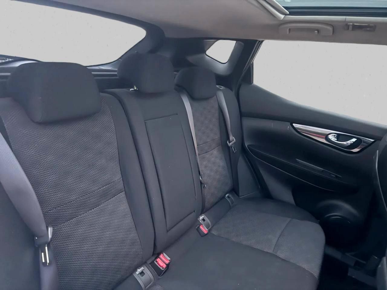 Nissan Qashqai 1.6 dCi 4WD 360 11/2014