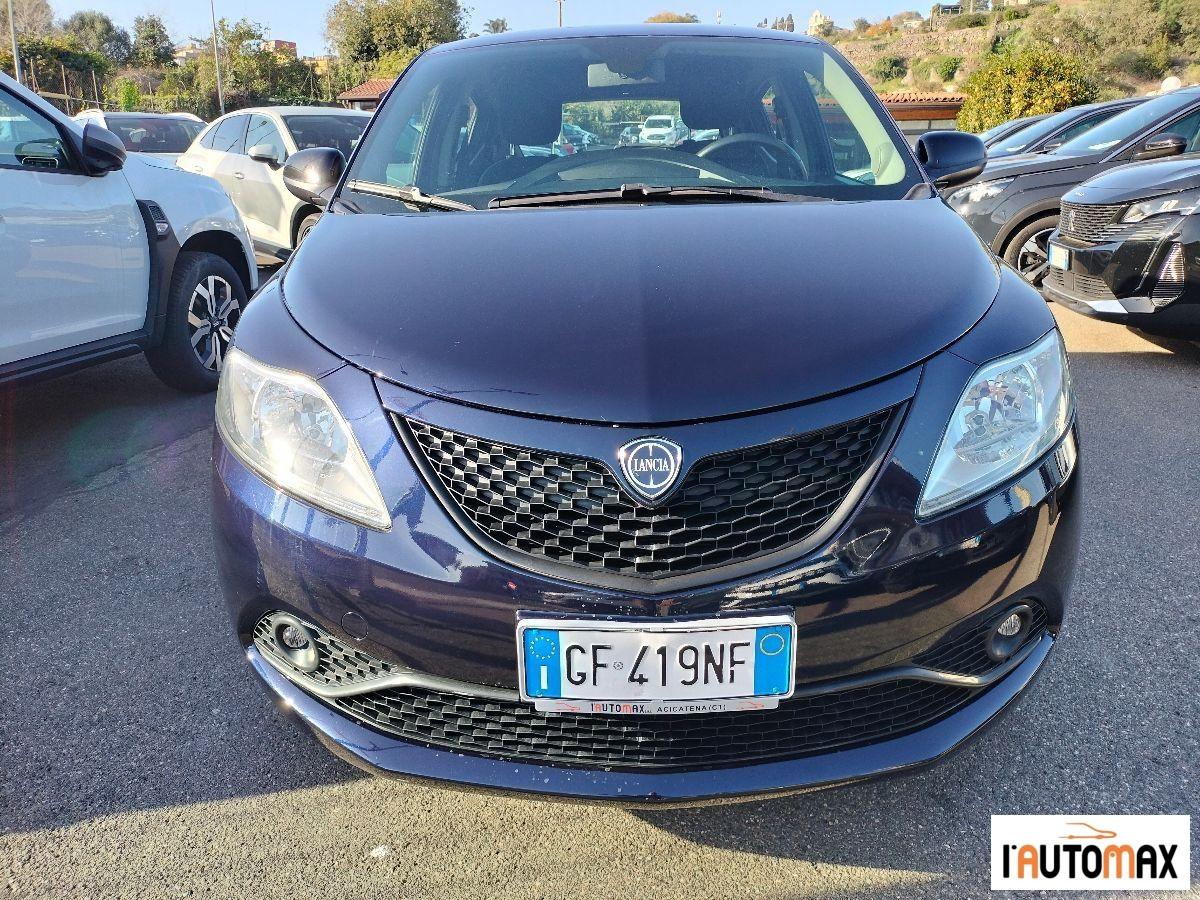 LANCIA - Ypsilon 1.0 firefly hybrid Gold s&s 70cv