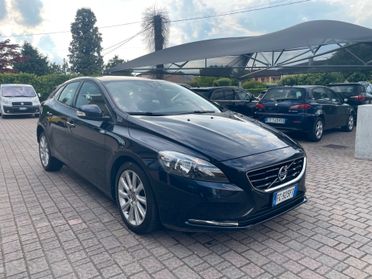 Volvo V40 D2 Geartronic Kinetic
