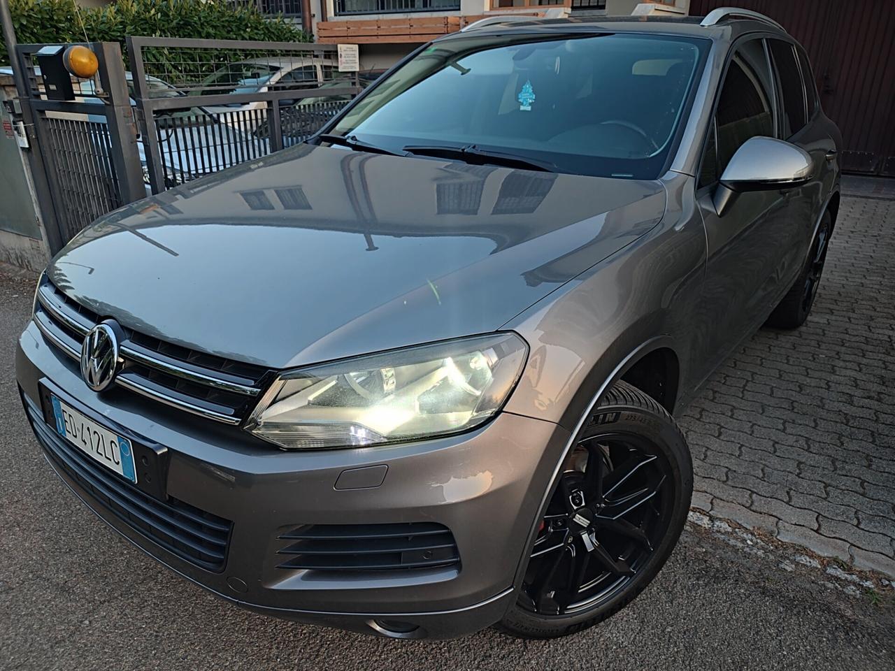 VOLKSWAGEN TOUAREG TDV6 2011 COME NUOVA BELLA