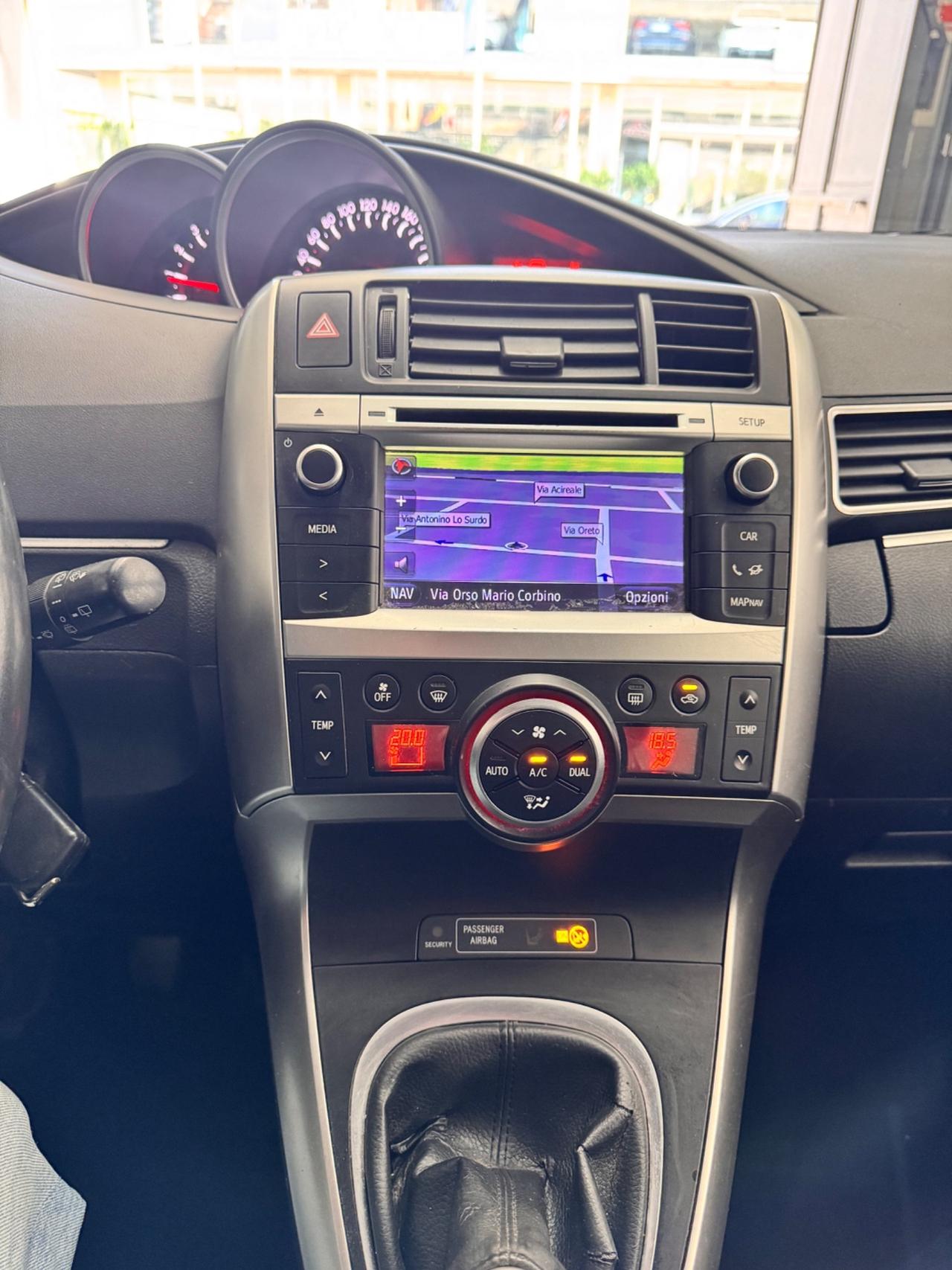 Toyota Verso 2.0 D 124 Cv Active 7 Posti - 11/2013