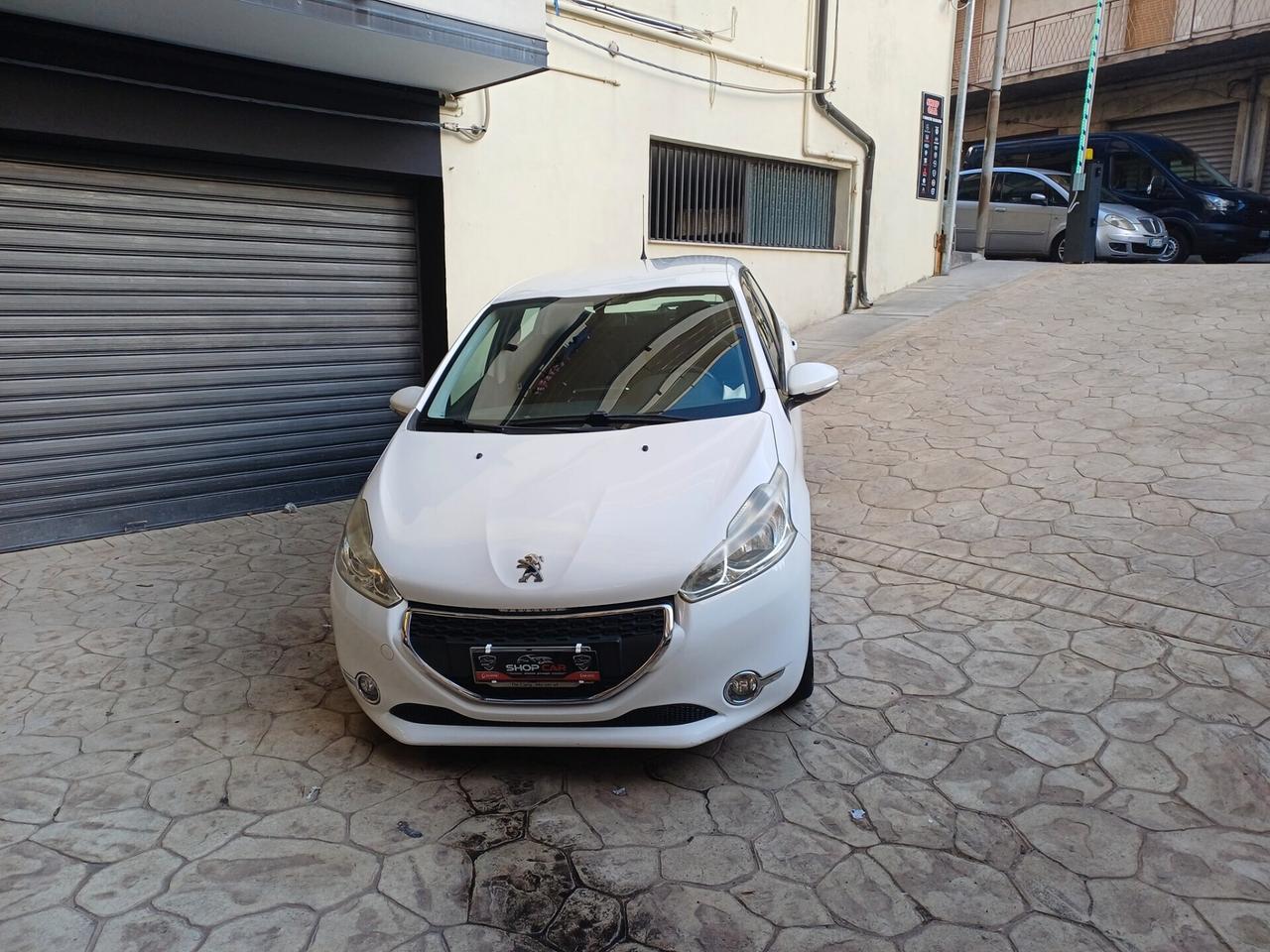 Peugeot 208 1.4 HDi 68 CV 5 porte Active