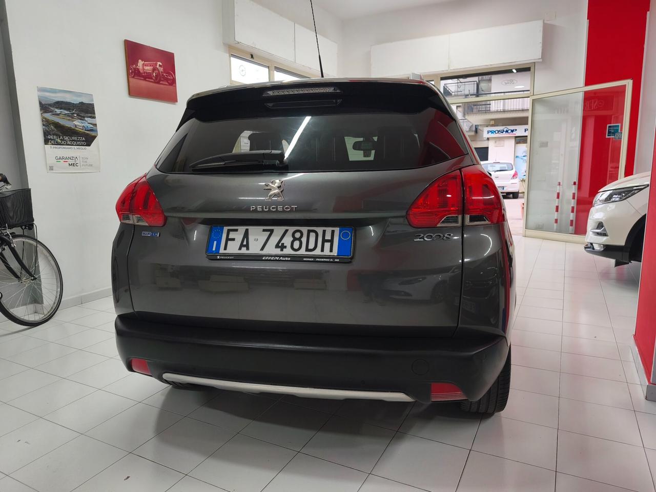 Peugeot 2008 BlueHDi 120 S&S Allure