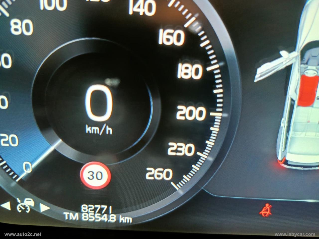 VOLVO V60 B4