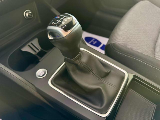 AUDI Q2 30 TFSI Business Advanced Cerchi 19"