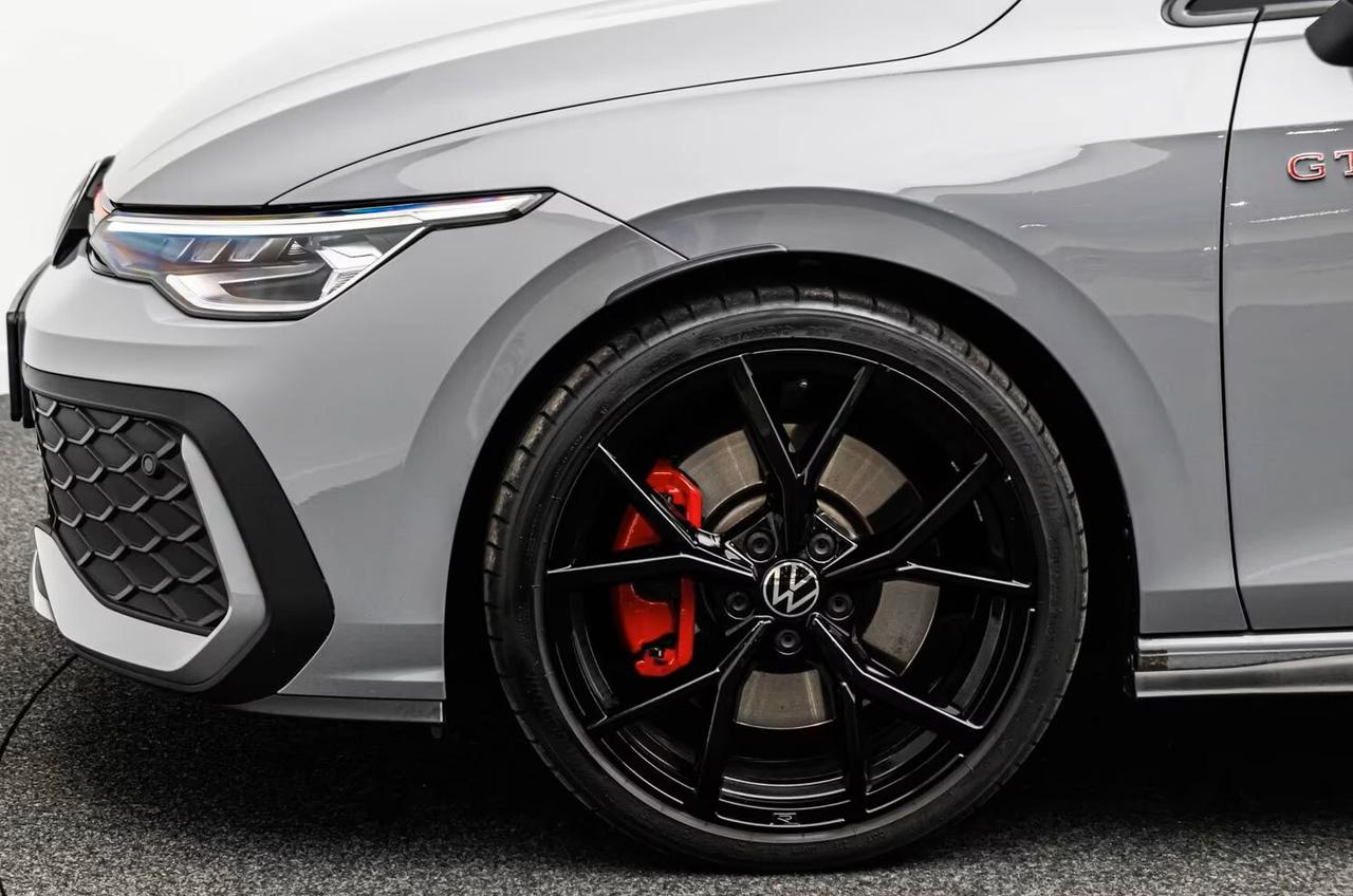 Volkswagen Golf GTI 8.5 2.0 TSI DSG TELECAMERA HARMAN/KARDON