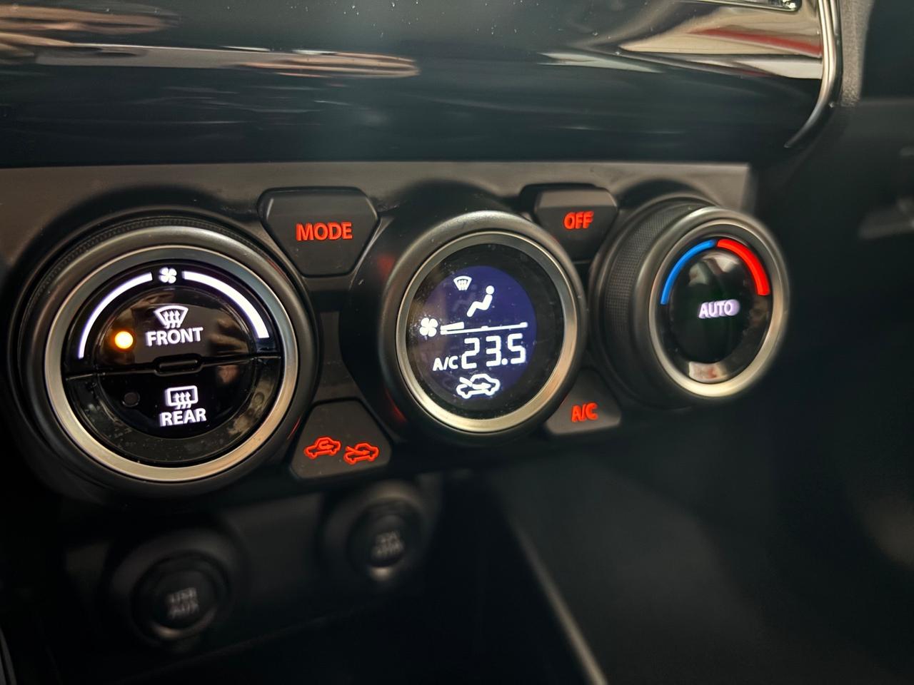 Suzuki Swift 1.2 Hybrid Top