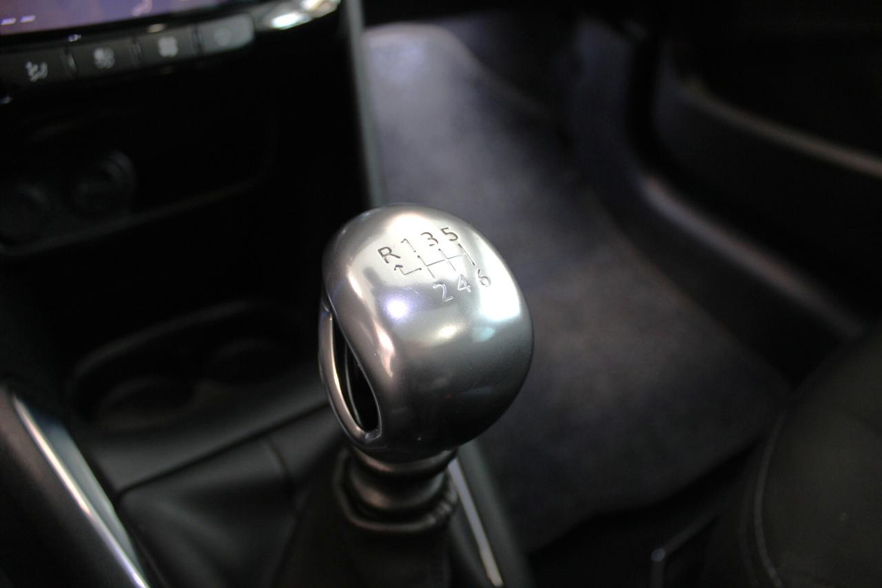 PEUGEOT 208 1.6 HDi Allure - 2015