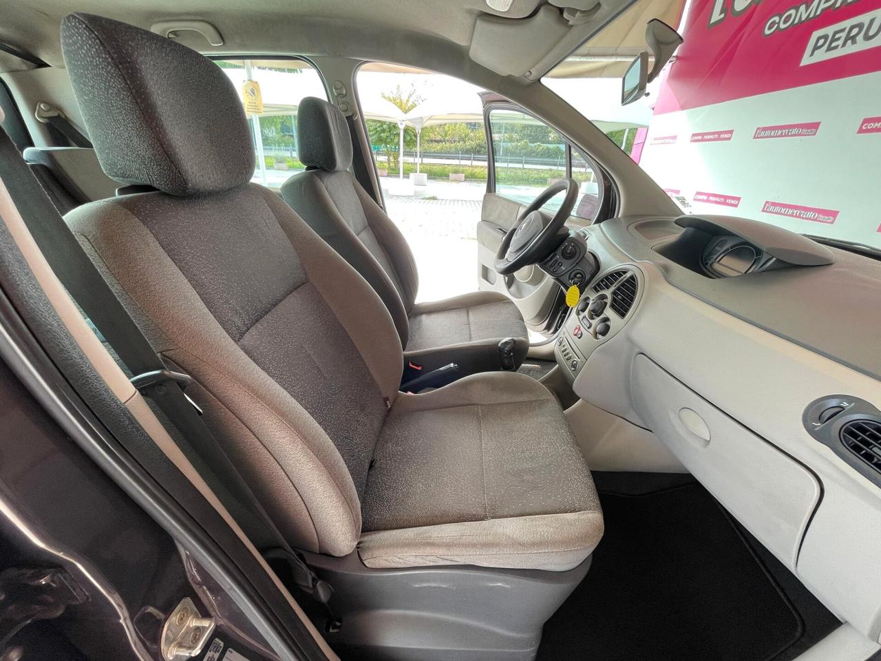 RENAULT Modus 1ª serie Modus 1.5 dCi 70CV Luxe...