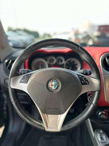 Alfa Romeo MiTo MiTo 1.3 jtdm-2 Distinctive sport pack s