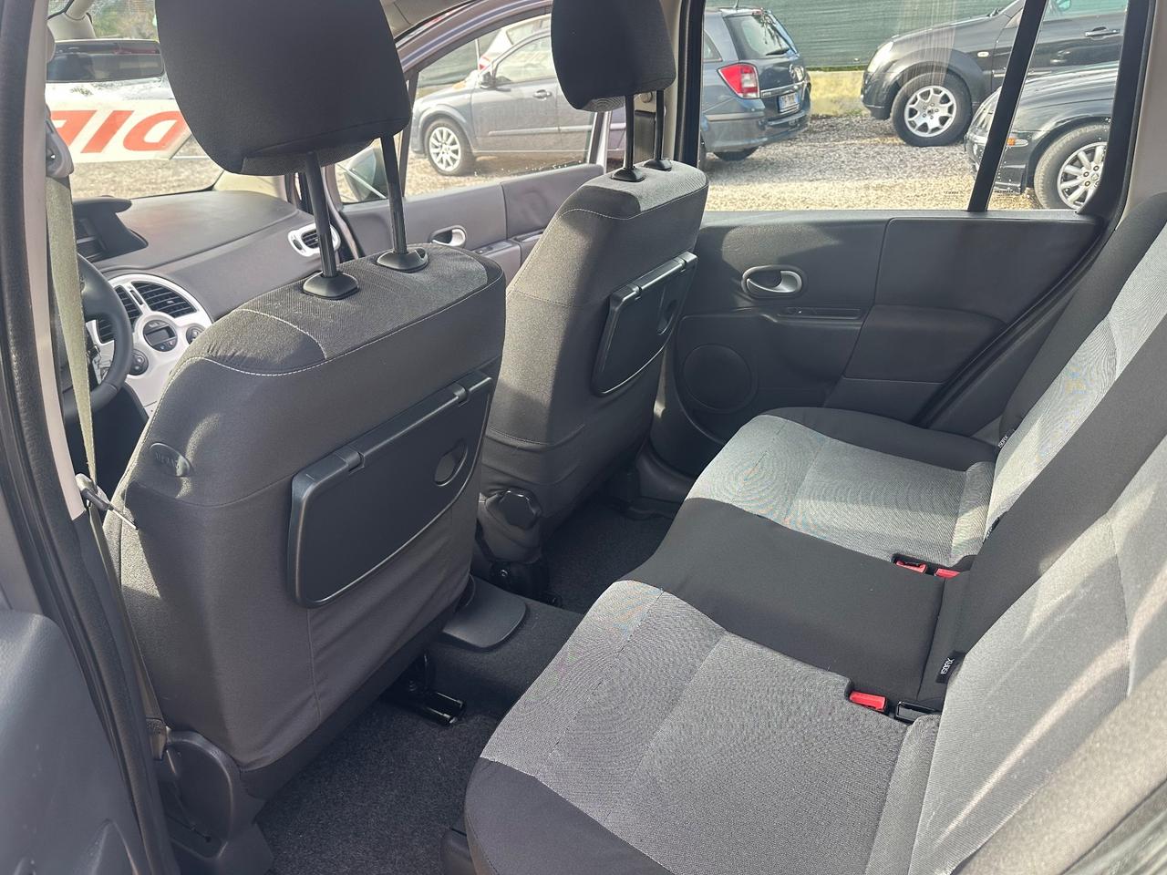 Renault Modus 1.5 diesel 2009 12 mesi di garanzia