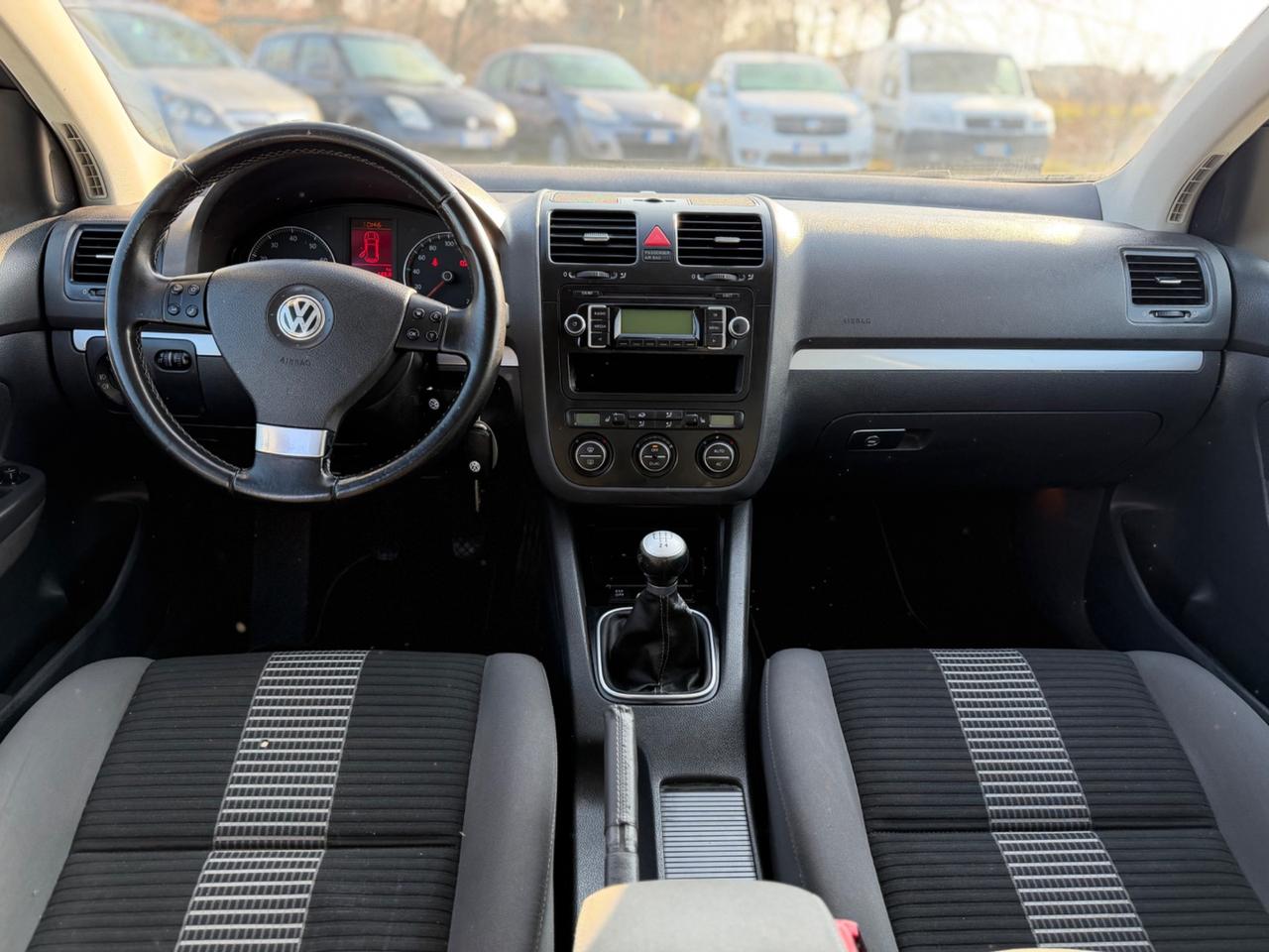 Volkswagen Golf 1.4 75 CAVALLI NEOPATENTATI